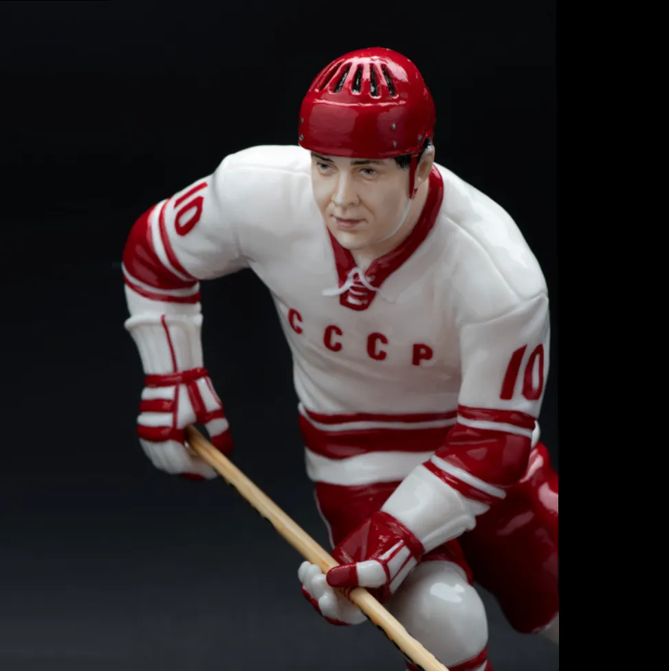 Коллекционная Авторская Статуэтка «Хоккеист СССР – Александр Мальцев №10», фарфор, Россия.