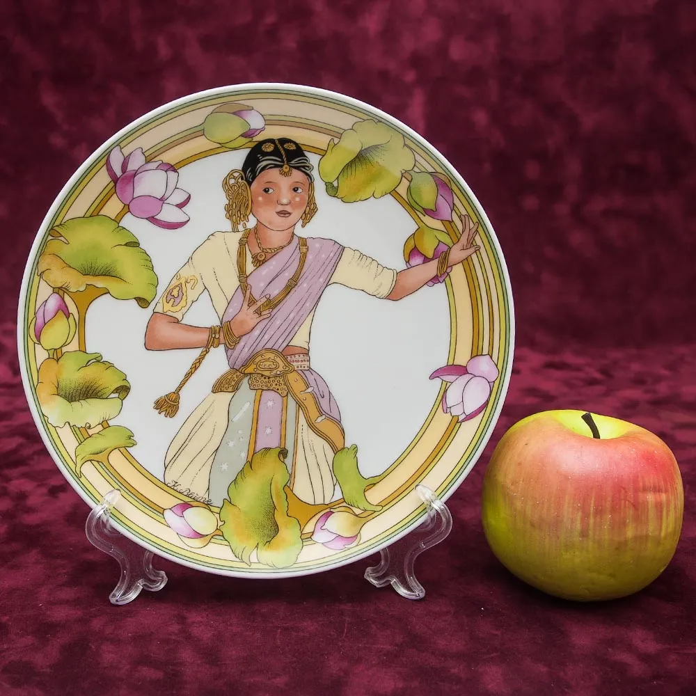 Коллекционная Тарелка «Дети Мира» - «Океания» Фарфор Heinrich Villeroy&Boch - 1977 год.