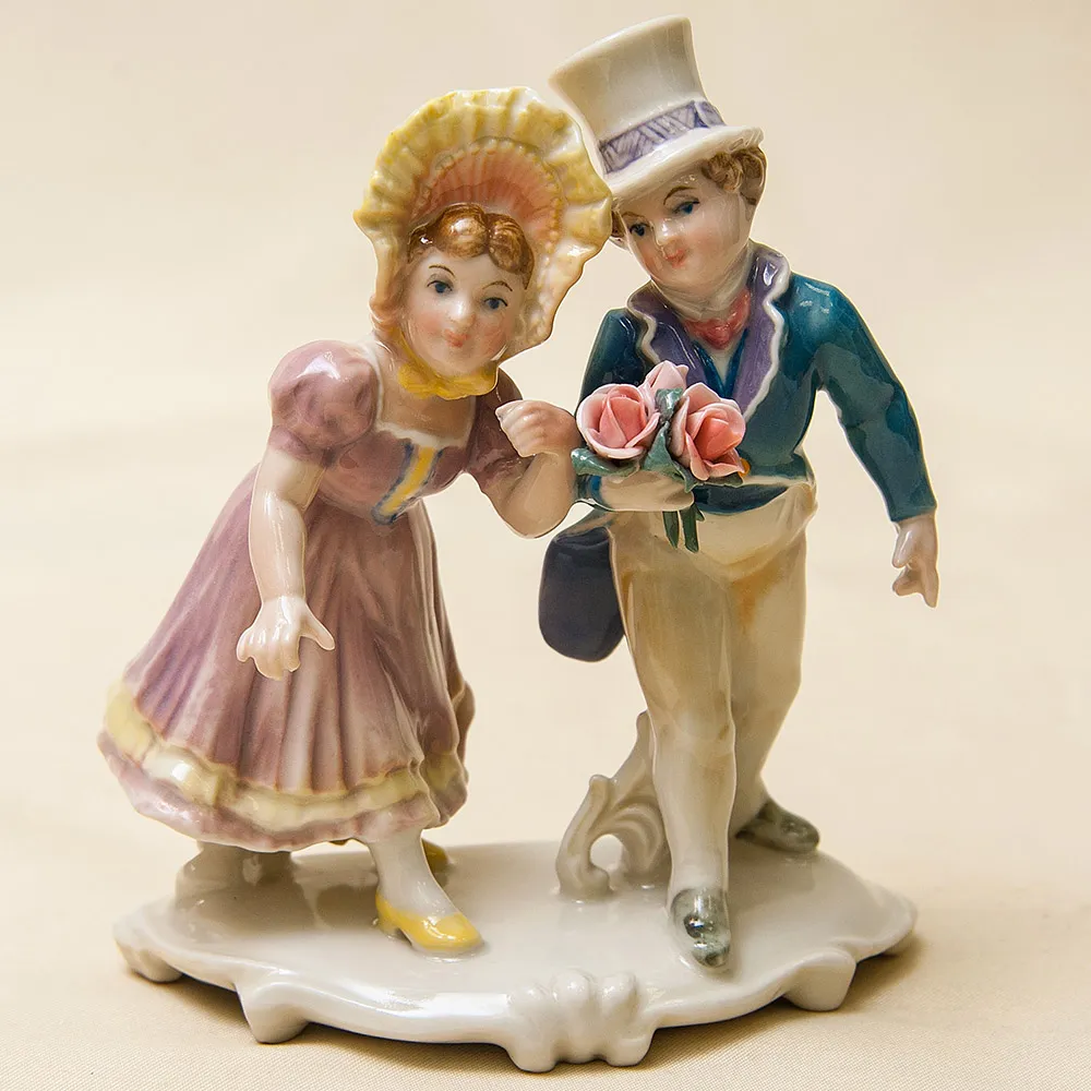 Редкость!!! Фарфоровая Статуэтка «Букет для Мамы», Карл Энс / Karl Ens, Германия, 30-е гг.