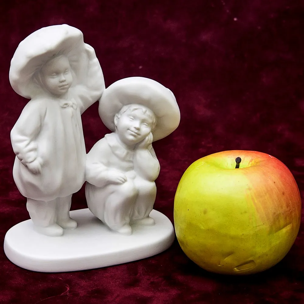 Коллекционная Авторская Статуэтка «Грибочки» из серии «Детский Утренник», фарфор ИФЗ, Россия.