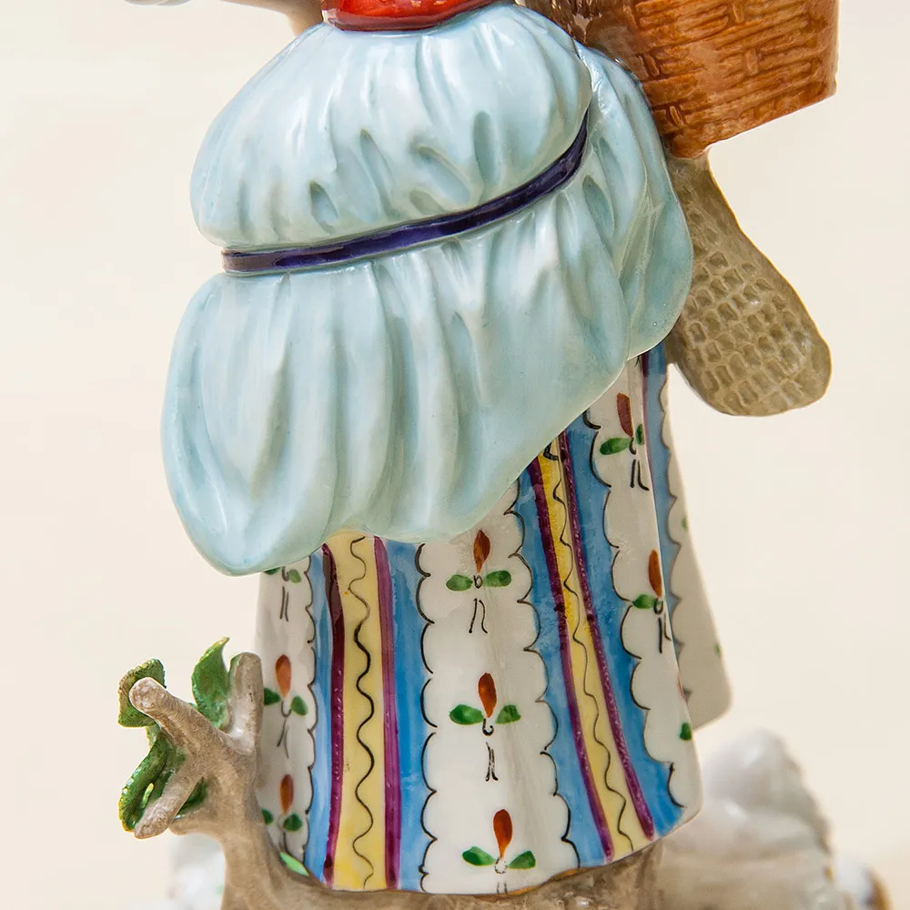 Парные Фарфоровые статуэтки «Сельская Ярмарка» Н-22см. SITZENDORF, Германия - 50гг..