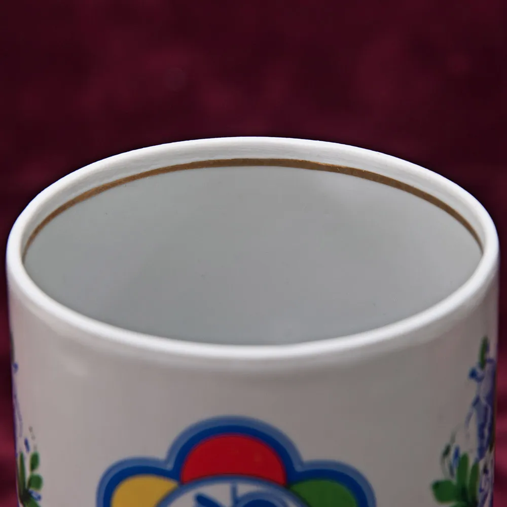 Коллекционная Фарфоровая Ваза «Фестиваль Молодежи», СССР Барановский ФЗ -1985 год. 