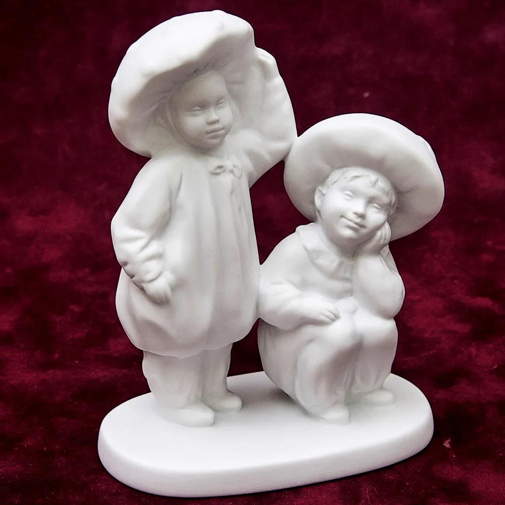 Коллекционная Авторская Статуэтка «Грибочки» из серии «Детский Утренник», фарфор ИФЗ, Россия.