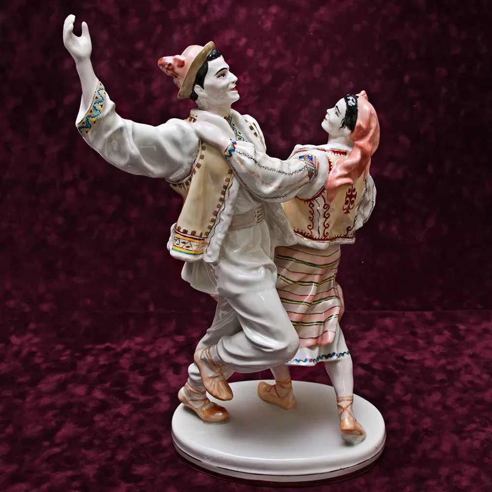 Редкость!!! Большая Фарфоровая Статуэтка «Гуцульский танец. Коломийка» Городницкий ФЗ - CCCР.
