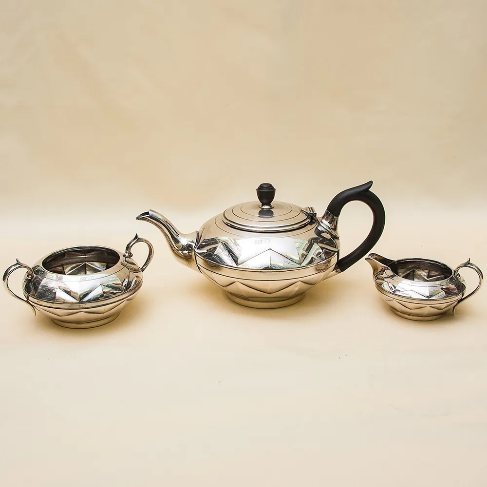Набор для подачи Чая, АРТ ДЕКО, Silverplate William Hutton&Sons Англия, начало ХХ века.