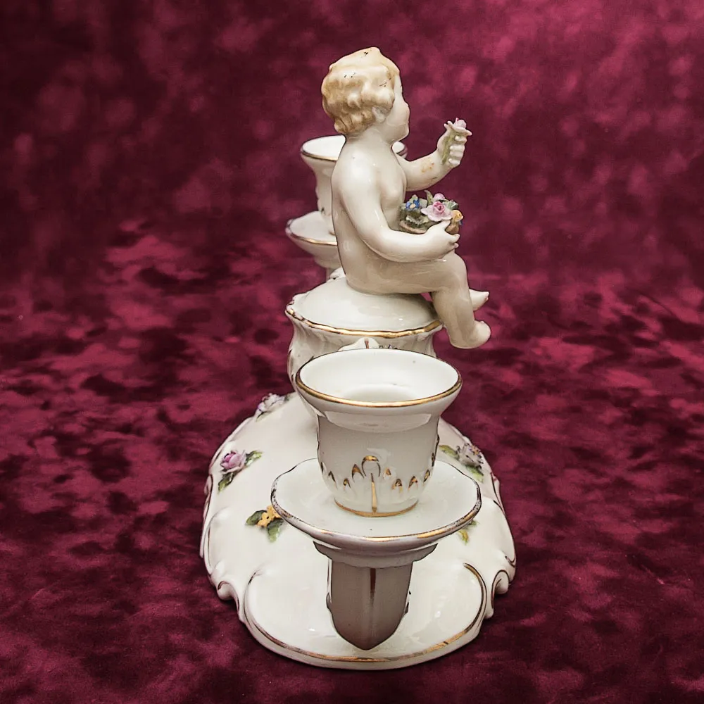 Подсвечник «Путти» Фарфор - Von Schierholz - Германия 1930-1950 годы ХХ века.