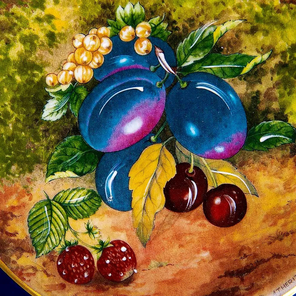 Коллекционная Тарелка «Ягодный Летний Букет» Фарфор, Лимож (Limoges) Франция, середина ХХ века.