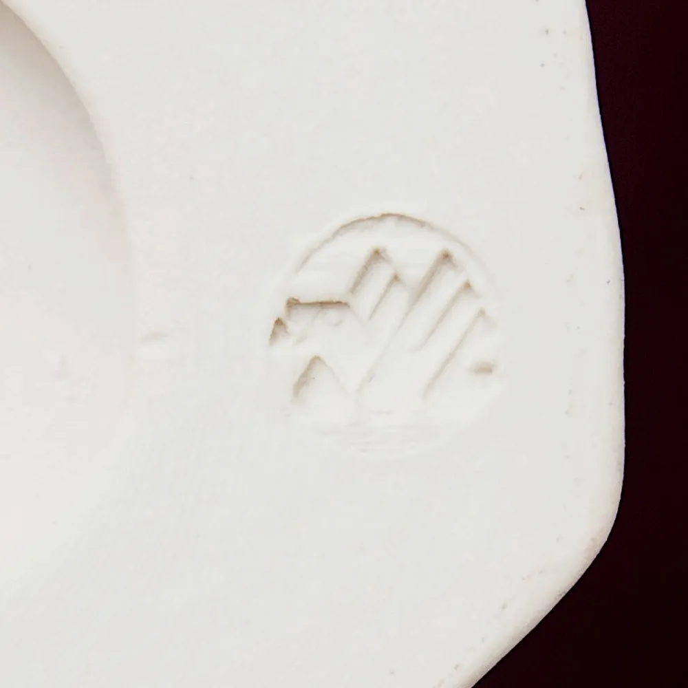 Коллекционная Фарфоровая Статуэтка «Вратарь - Хоккей - Спорт» Россия.