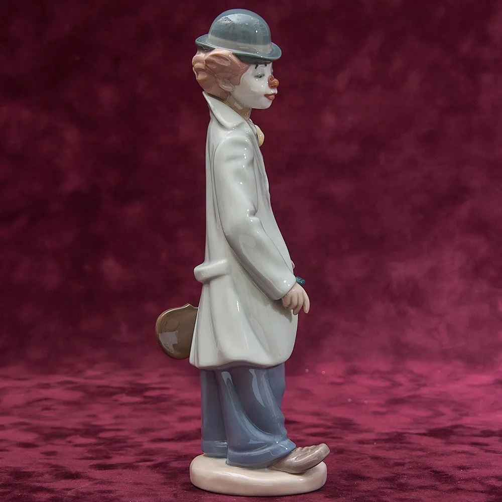 Фарфоровая статуэтка «Клоун со скрипкой» Lladro, Испания - 1987 год.