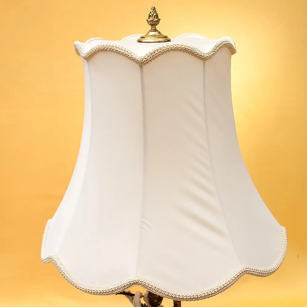 Электрическая Лампа - Светильник - Статуэтка «Мальчик с дудочкой» Фарфор Испания.