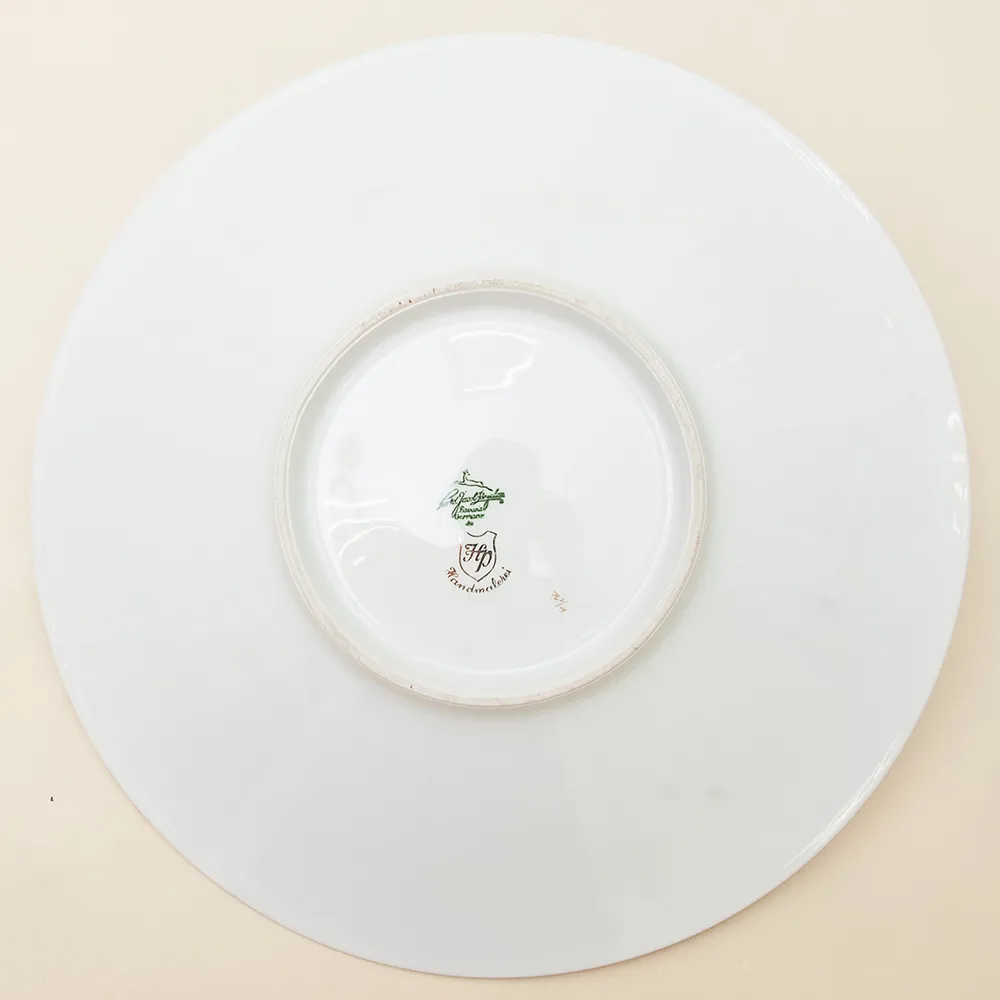 Коллекционная Тарелка - Блюдо из серии «Золото Роз» Фарфор Hertel, Jacob&Co. Германия D-30см.