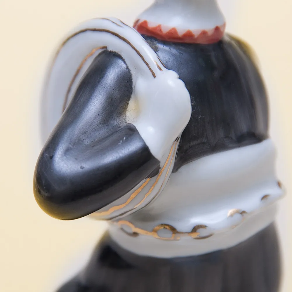 Коллекционная Фарфоровая статуэтка «Юный электрик», ДФЗ Вербилки СССР, середина ХХ века. 