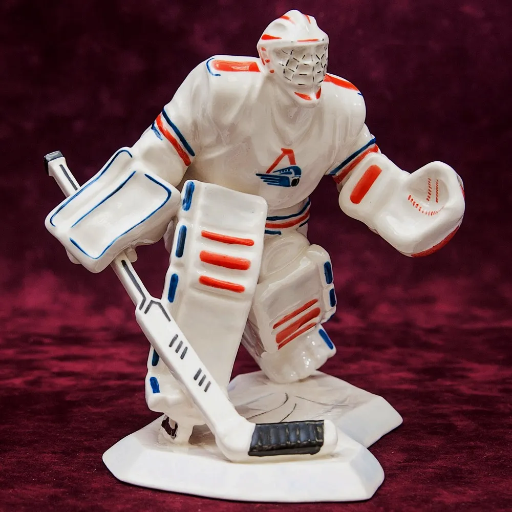 Коллекционная Фарфоровая Статуэтка «Вратарь - Хоккей - Спорт» Россия.