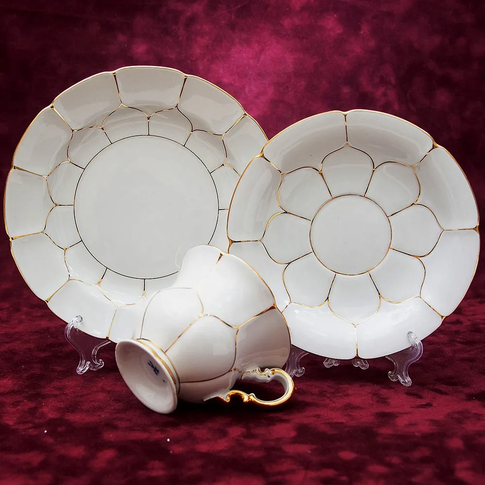 Чайная пара+Тарелка (Тройка) «Белое Золото» Фарфор MEISSEN / МЕЙСЕН Германия -70гг.