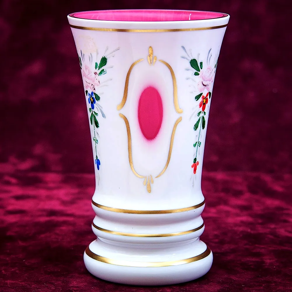 Винтажная Стеклянная Ваза «Цветочная Нежность» LAUSITZER GLASWERKE Германия - 50-70е гг.