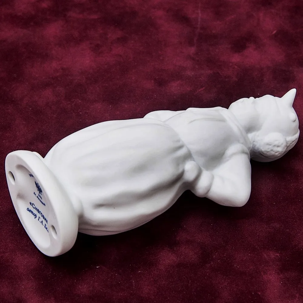 Коллекционная Авторская Статуэтка «Снеговик» из серии «Детский Утренник», фарфор ИФЗ, Россия.