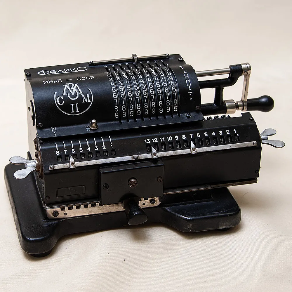 Винтажный Калькулятор - Арифмометр - Механическая Счётная Машинка «ФЕЛИКС».