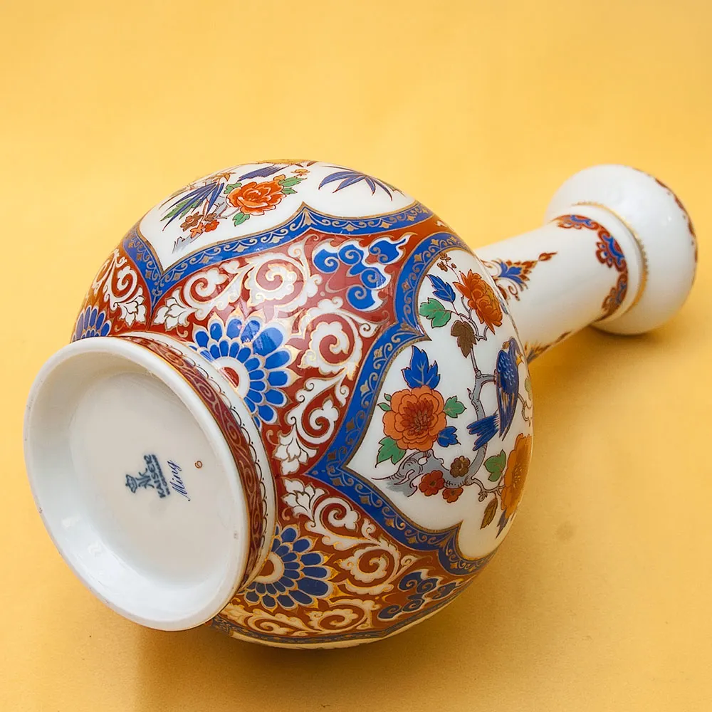 Коллекционная Ваза из серии «Ming», Фарфор KAISER Германия Н-28см.