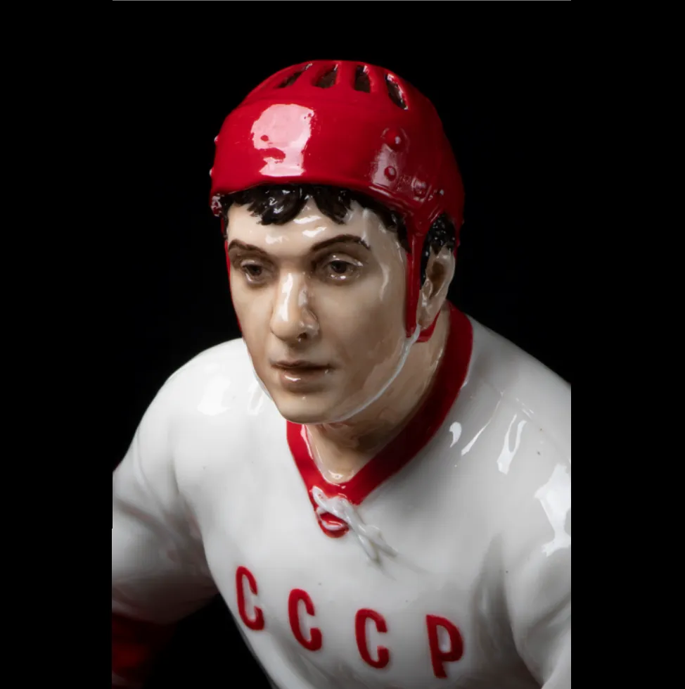 Коллекционная Авторская Статуэтка «Хоккеист СССР – Александр Рагулин №5», фарфор, Россия.