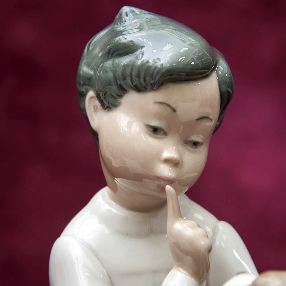 Редкая! Фарфоровая статуэтка «Мальчик с собакой» Lladro, Испания - 1970 год.