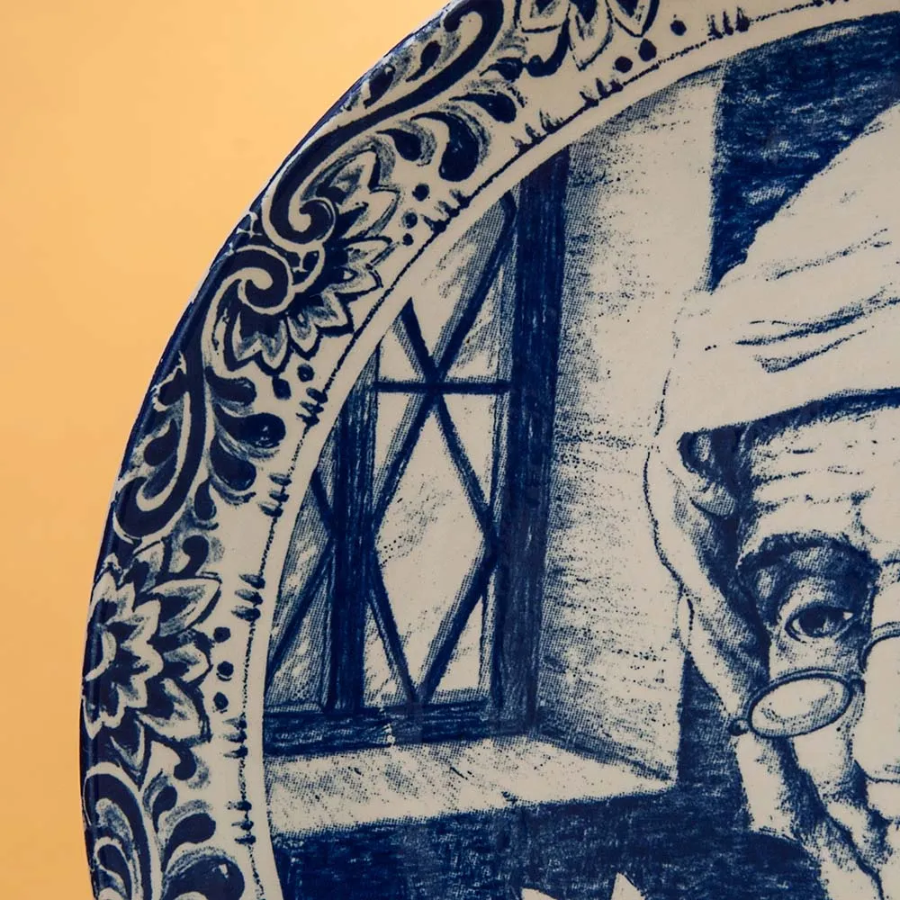 Декоративная Фарфоровая Тарелка - Блюдо «Ожидание», DELFTs- Royal Boch Бельгия d - 29 см.