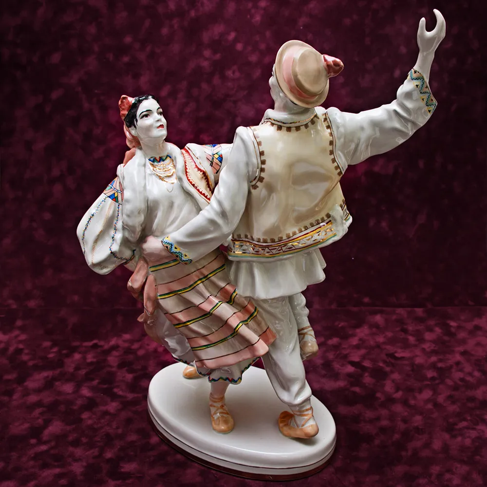 Редкость!!! Большая Фарфоровая Статуэтка «Гуцульский танец. Коломийка» Городницкий ФЗ - CCCР.