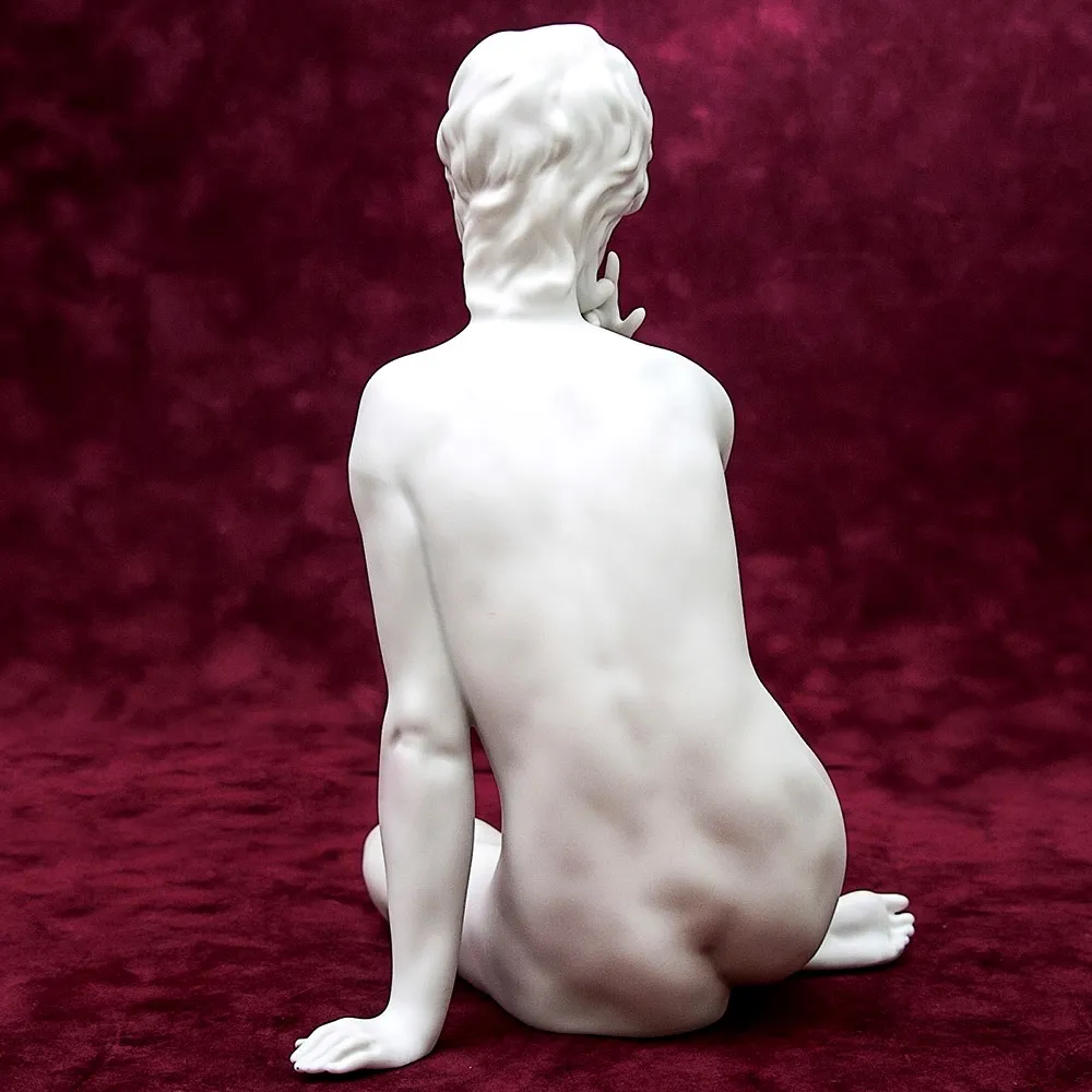 Бисквитный Фарфор - Статуэтка «Грёзы» Н-23см., Kaiser, Германия - 1990 год.