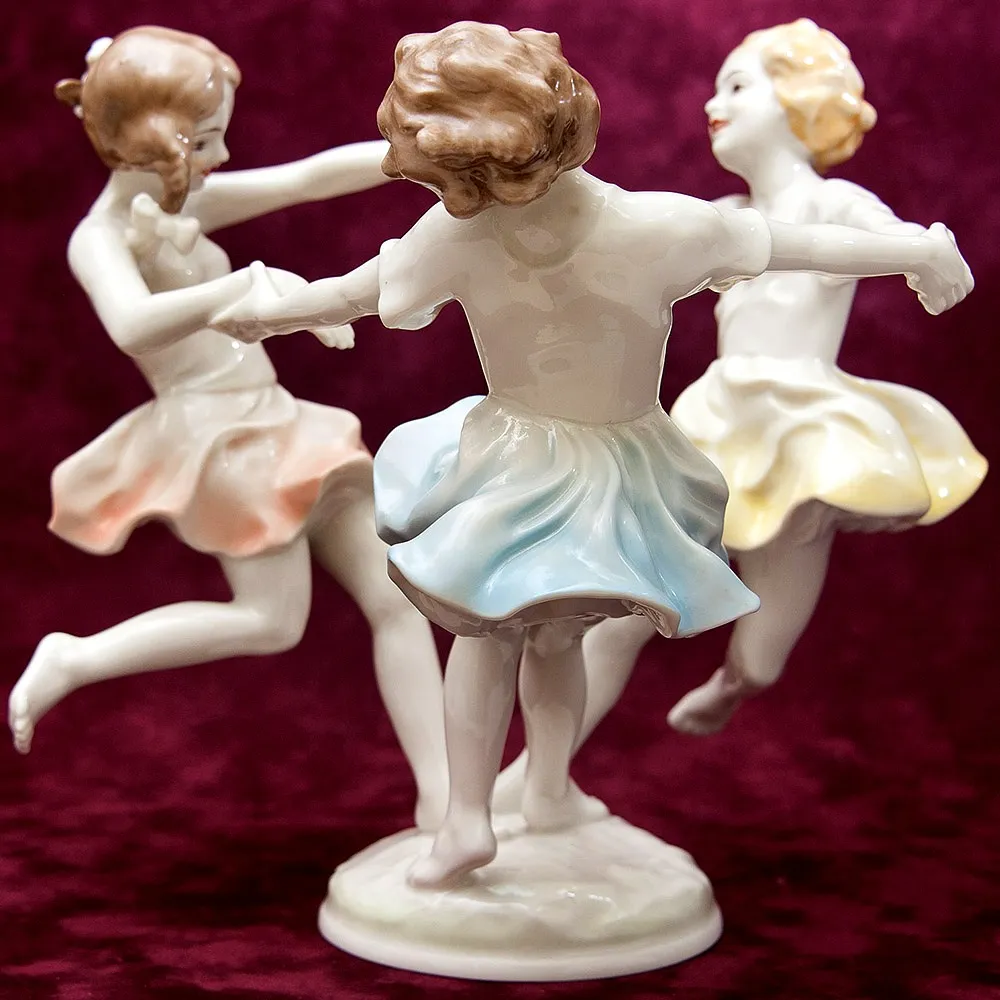 Фарфоровая Статуэтка «Майский Танец», Hutschenreuther, Германия -1955-1968 годы.