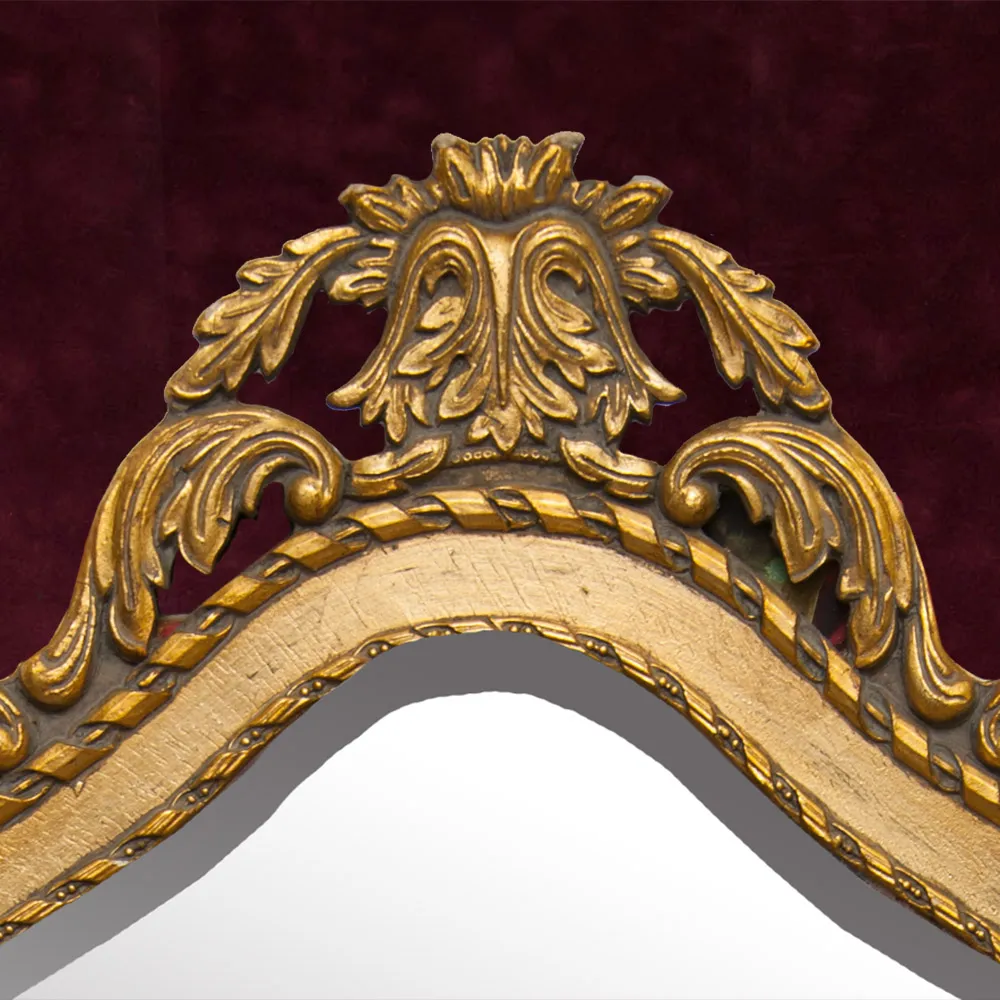 Винтажное Зеркало Настенное Фигурное в Деревянной раме  70 см. х 47 см. Франция.