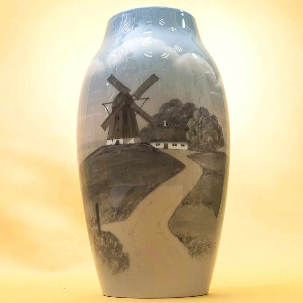 Коллекционная  Фарфоровая Ваза «Мельница», B&G Copenhagen Porcelain, Дания - 1962-1970гг.