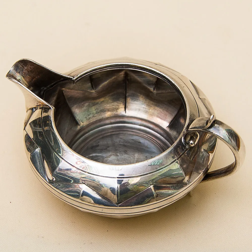Набор для подачи Чая, АРТ ДЕКО, Silverplate William Hutton&Sons Англия, начало ХХ века.