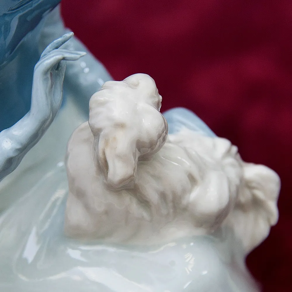 Коллекционная Статуэтка «Дама с Болонкой» Фарфор ROYAL DUX BOHEMIA -1970 год.