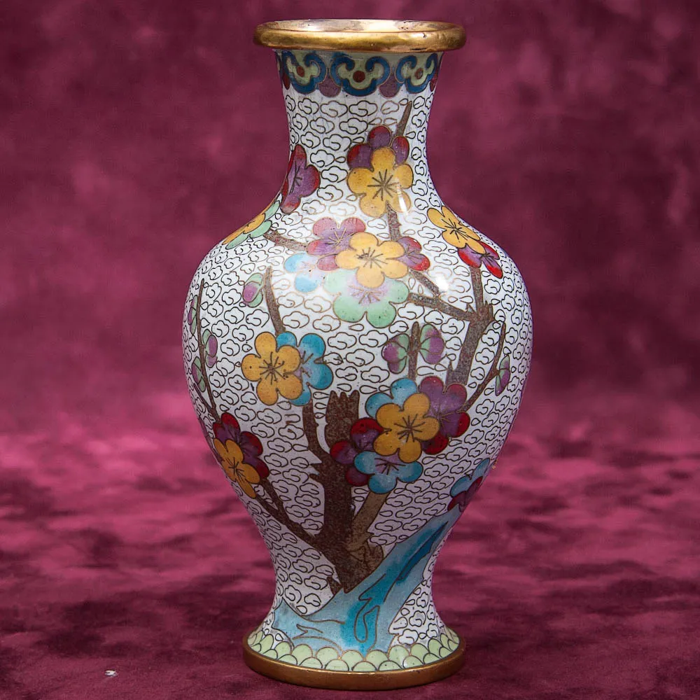 Винтажные Парные Вазы «Цветение Сакуры» в технике « Клуазоне» Китай 50 -е годы ХХ века Н - 19 см.