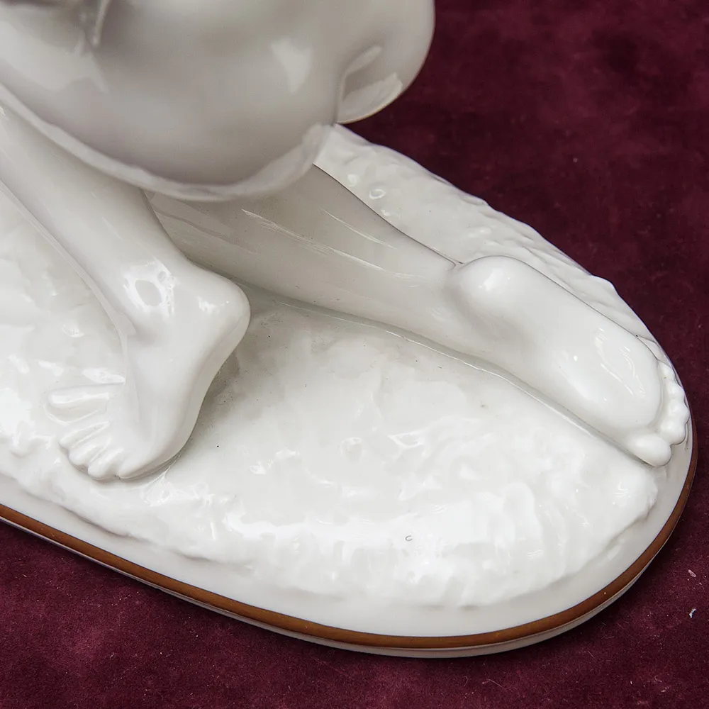 Редкая Фарфоровая Статуэтка «Девушка с Олененком», Hutschenreuther,  Германия -1955 год.