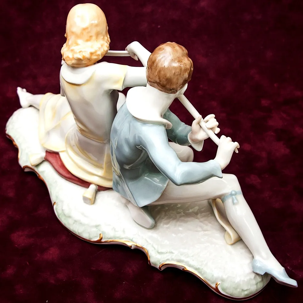 Авторская Фарфоровая статуэтка «СОНАТА, МУЗЫКАЛЬНЫЙ ДУЭТ» Hutschenreuther, Германия.