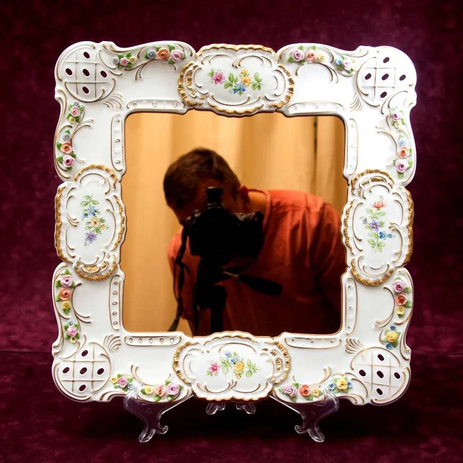 Настенное Фарфоровое Зеркало 37,5 см. х 36 см. LINDNER Kups Bavaria, Германия 60гг.