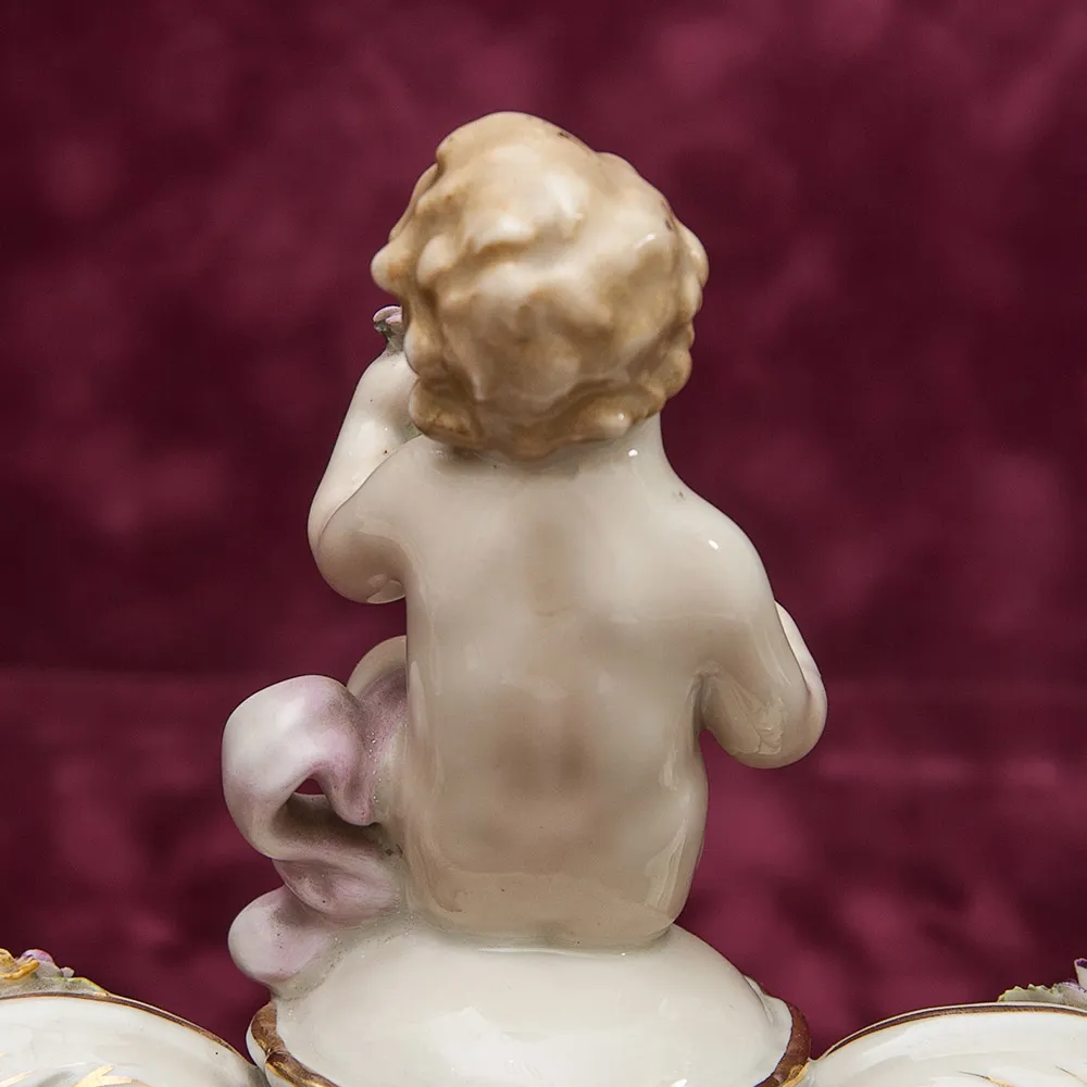 Подсвечник «Путти» Фарфор - Von Schierholz - Германия 1930-1950 годы ХХ века.