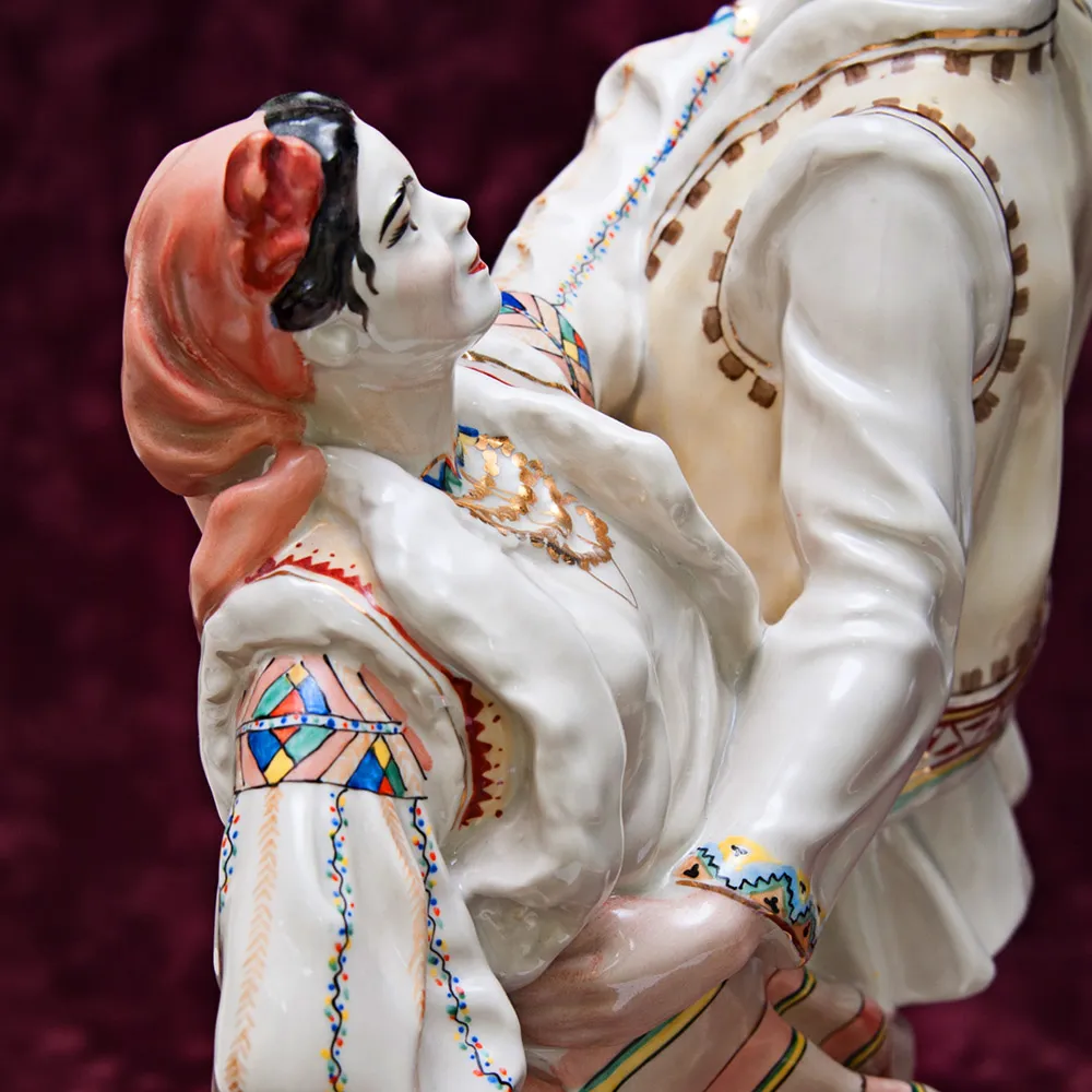 Редкость!!! Большая Фарфоровая Статуэтка «Гуцульский танец. Коломийка» Городницкий ФЗ - CCCР.