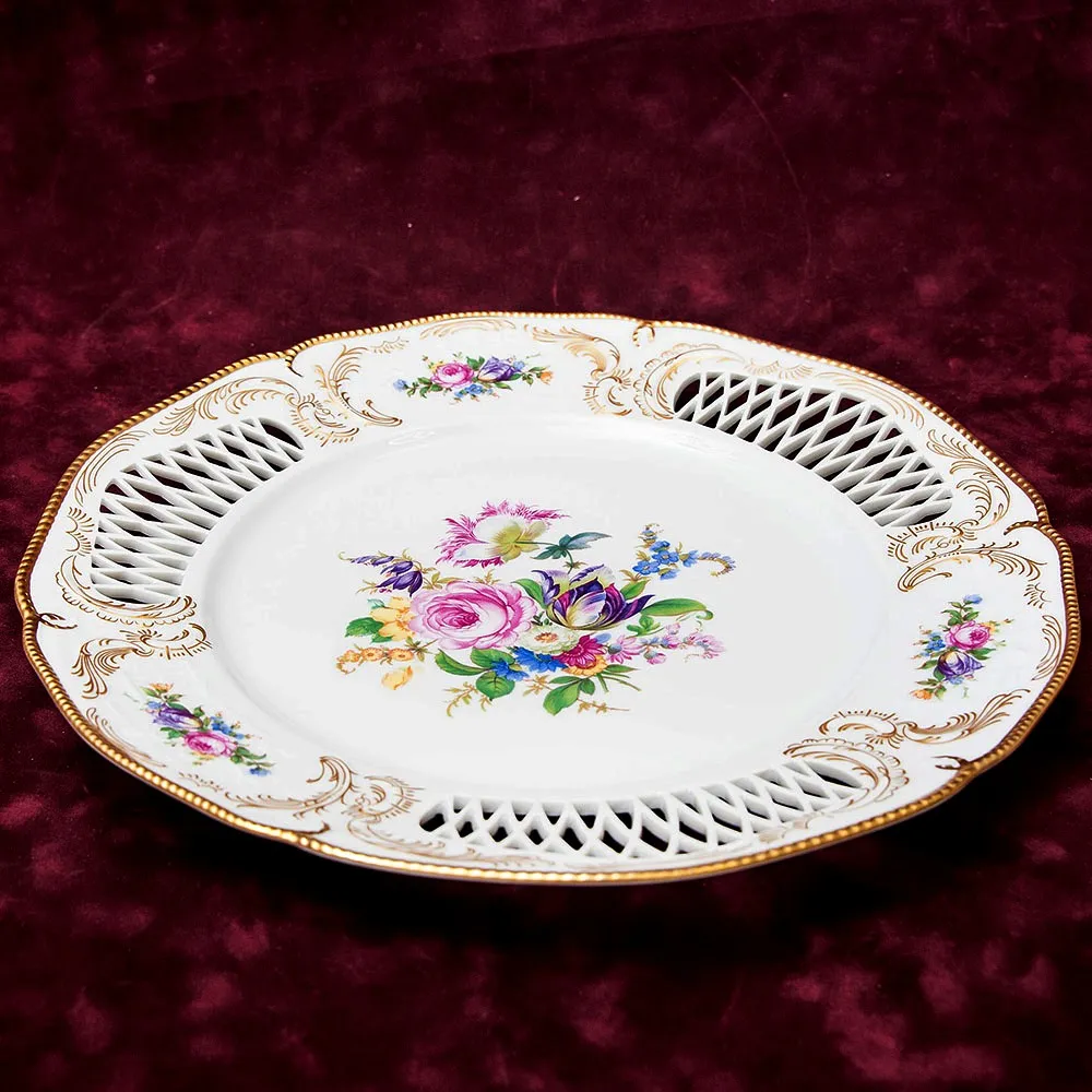 Коллекционная Тарелка - Блюдо «Садовый букет» Прорезной Фарфор, ROSENTHAL Германия.