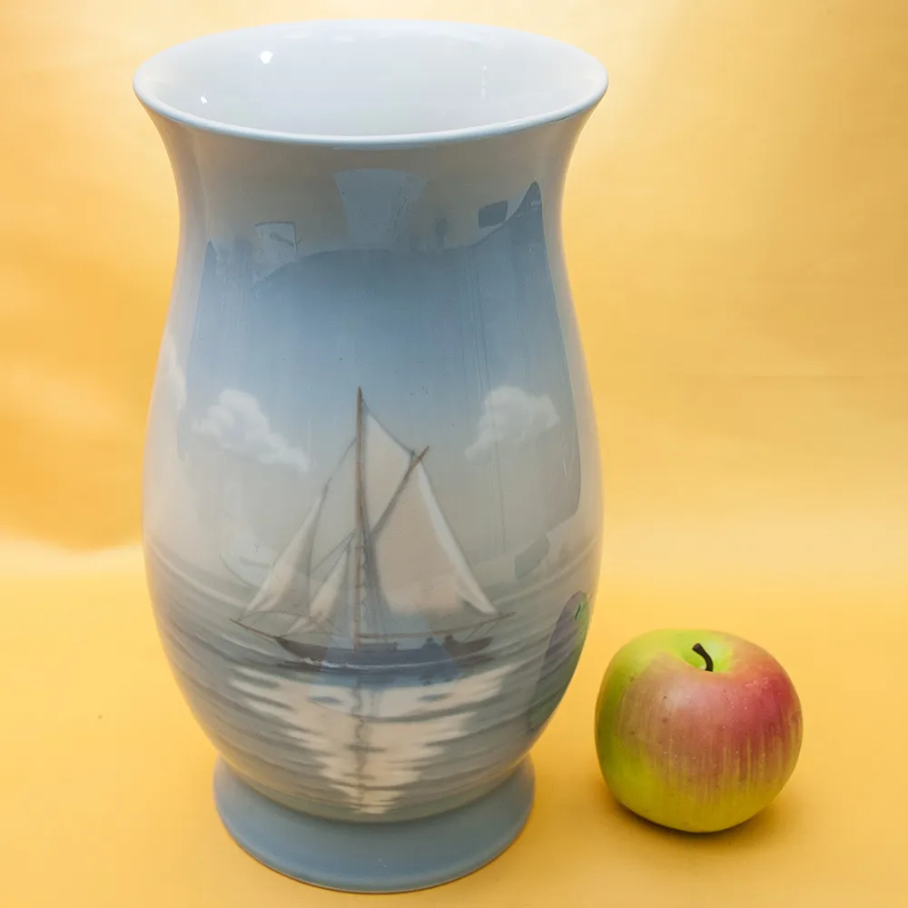 Большая  Фарфоровая Ваза «Белый Парус», B&G Copenhagen Porcelain, Дания - 1970-1983гг.