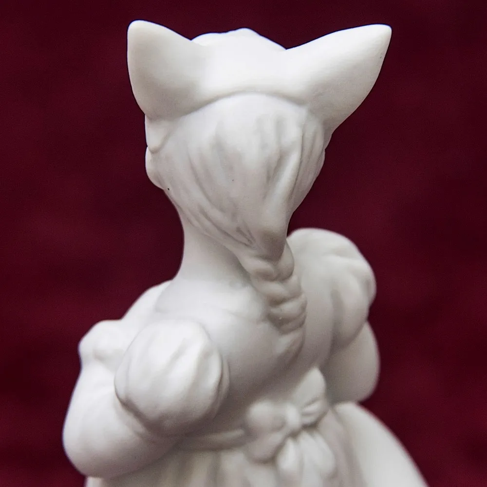 Коллекционная Авторская Статуэтка «Моя Лисичка» из серии «Детский Утренник», фарфор ИФЗ, Россия.