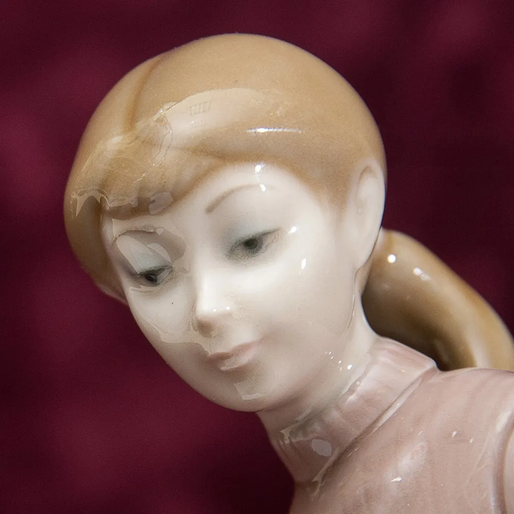 Редкая! Коллекционная Фарфоровая статуэтка «Гольфистка» Lladro, Испания - Н-28 см.
