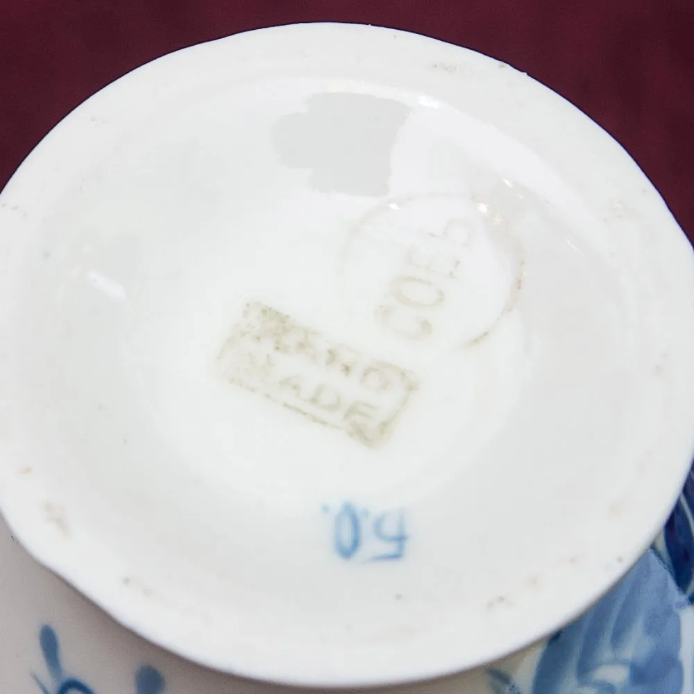 Авторская Коллекционная Фарфоровая Ваза «Тюльпан» СССР ГЖЕЛЬ - 1980 год.