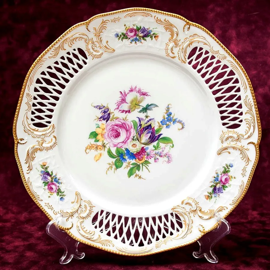 Коллекционная Тарелка - Блюдо «Садовый букет» Прорезной Фарфор, ROSENTHAL Германия.