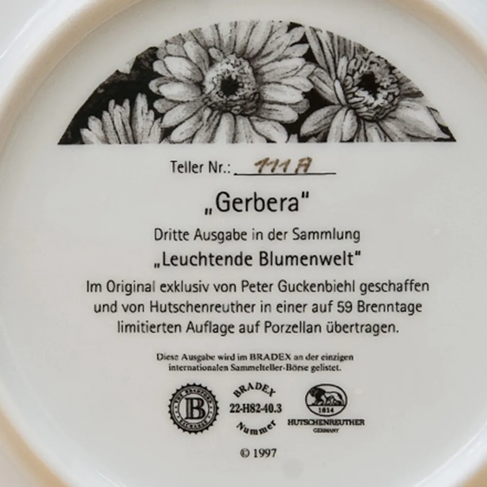 Коллекционная Тарелка «Герберы» Фарфор, Hutschenreuther, Германия -1997 год.