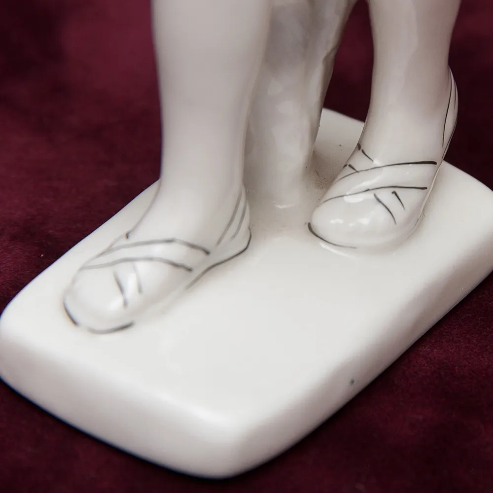 РЕДКОСТЬ!! Фарфоровая Статуэтка «Бадминтонистка», ЛФЗ СССР - 1955 год.