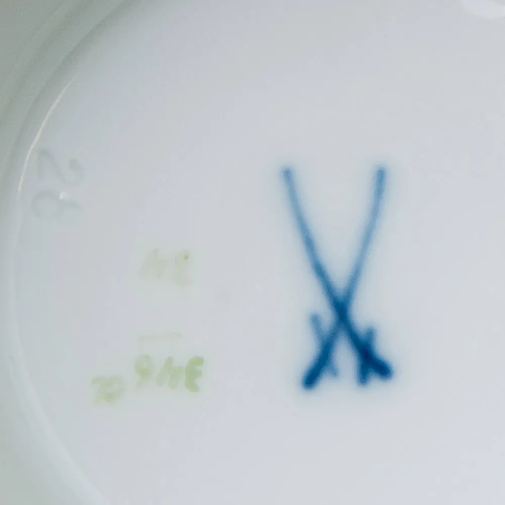 Коллекционная Фарфоровая Ваза Н - 14 см., MEISSEN / МЕЙСЕН, Германия - 1982 год.