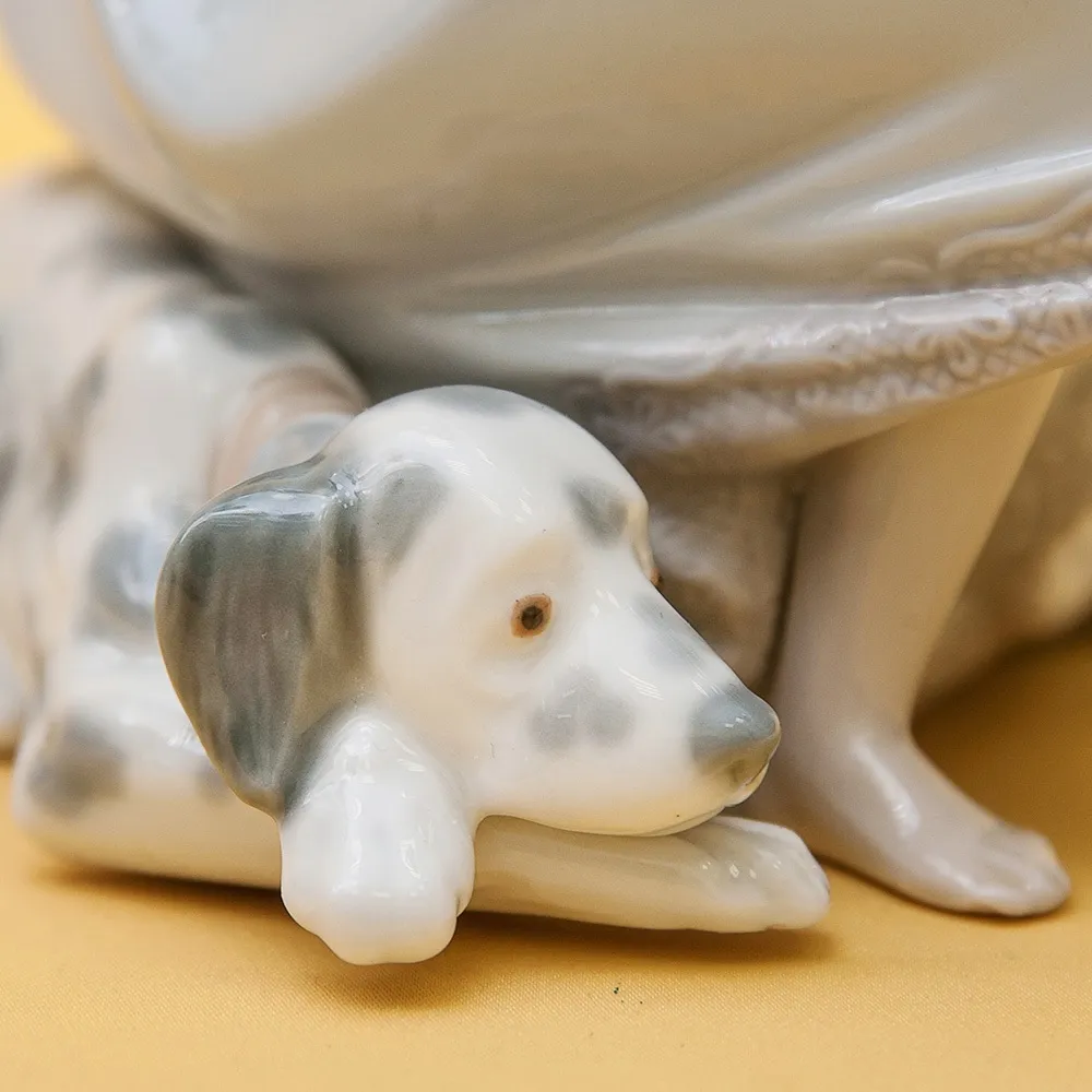 Фарфоровая Статуэтка «Телефонный Разговор» Lladro, Daisa, Испания - 1987 год.