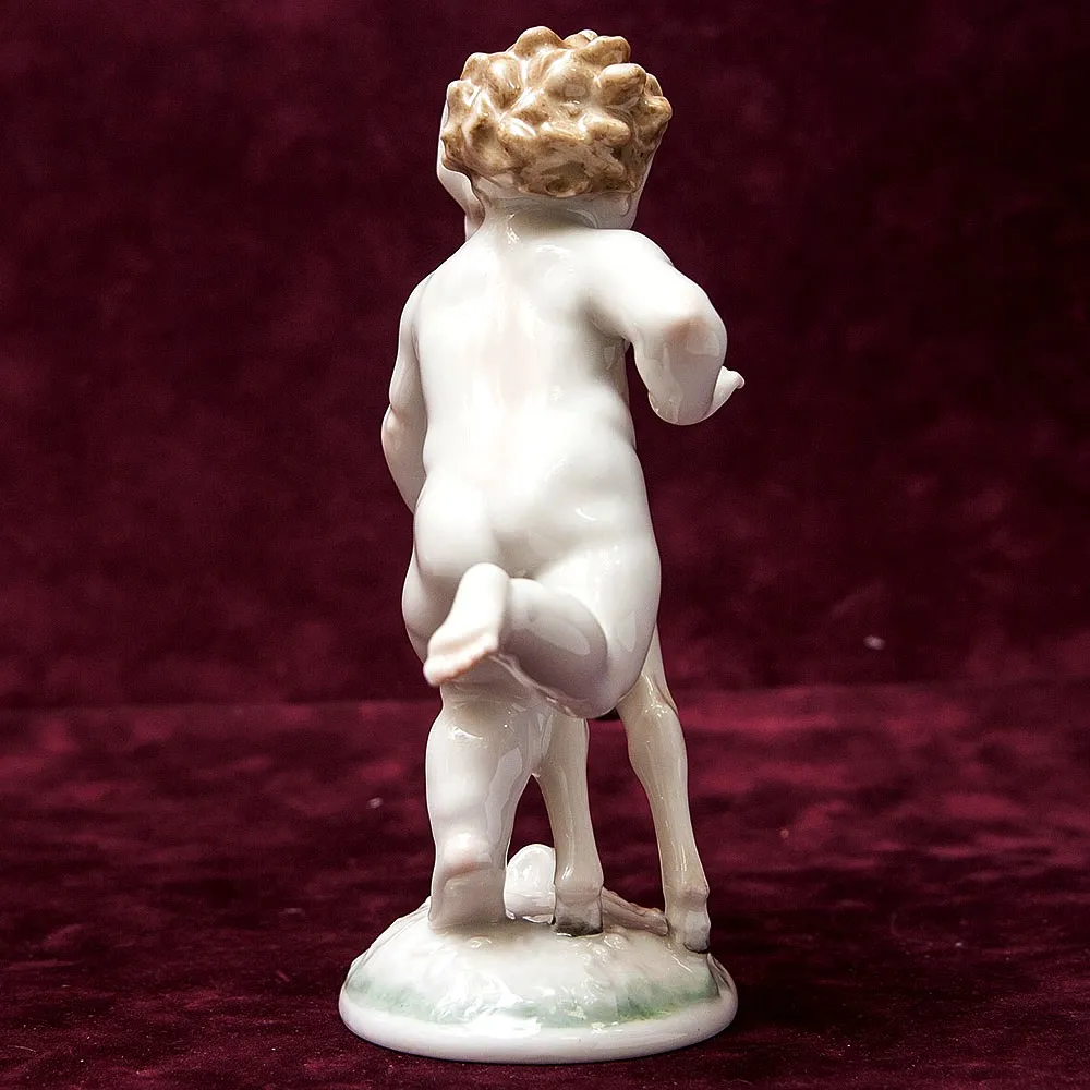Редкая Фарфоровая Статуэтка «Путти с Олененком», Hutschenreuther,  Германия -1948 год.