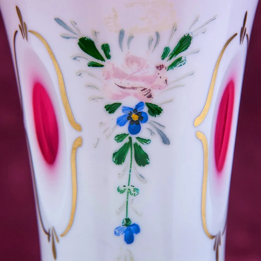 Винтажная Стеклянная Ваза «Цветочная Нежность» LAUSITZER GLASWERKE Германия - 50-70е гг.